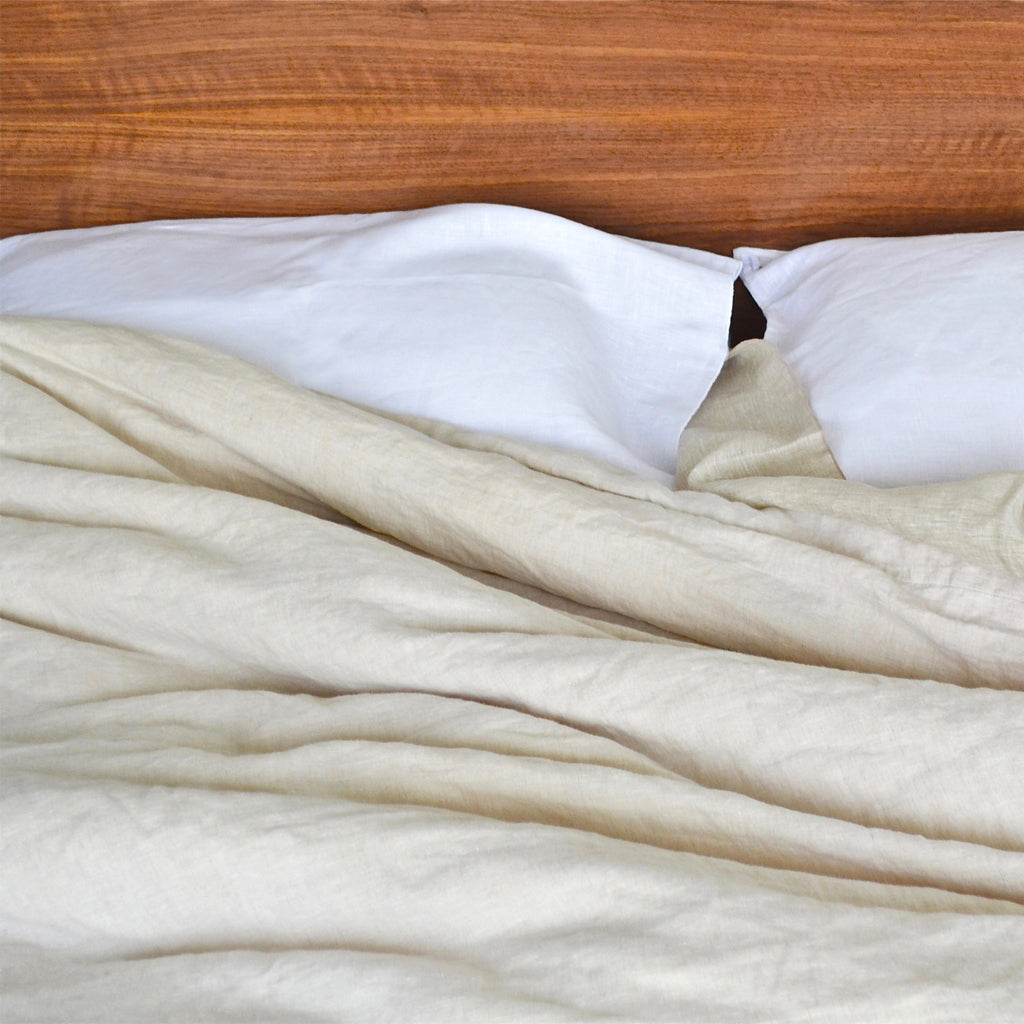 Linen Bedding Tips for Better Sleep - Modernplum