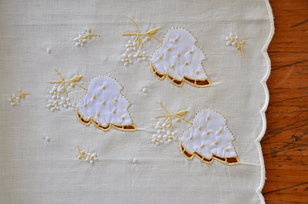 Vintage Lunch Napkins - Set of 2