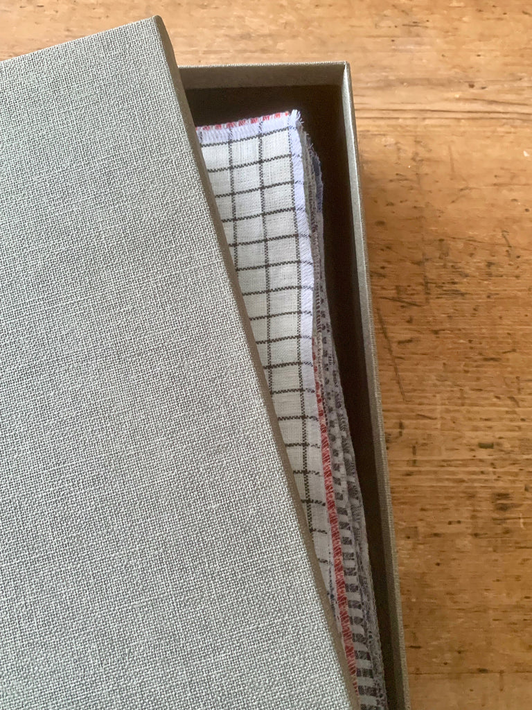 Large Swatch Box