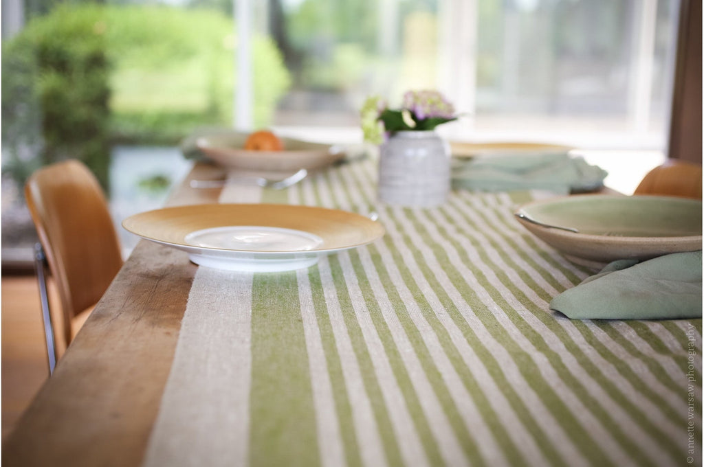 Sabine Runner Apple Stripe - Modernplum