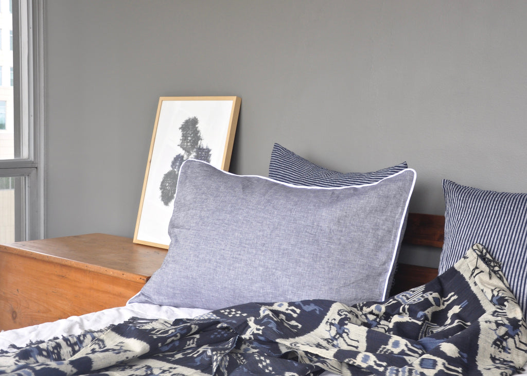 Jean Puddle  Big Cushion - Modernplum
