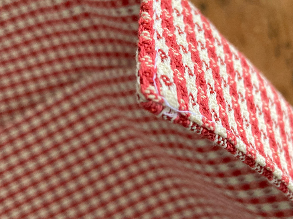 Hancock Placemat Raspberry