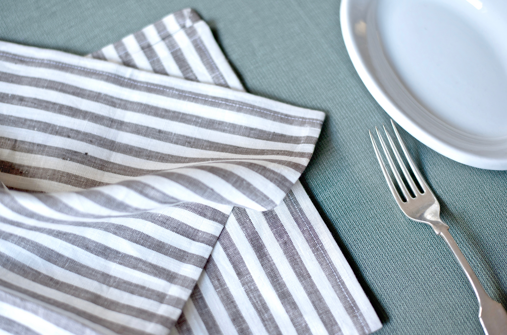 Madrid Napkin Assorted Colors - Modernplum